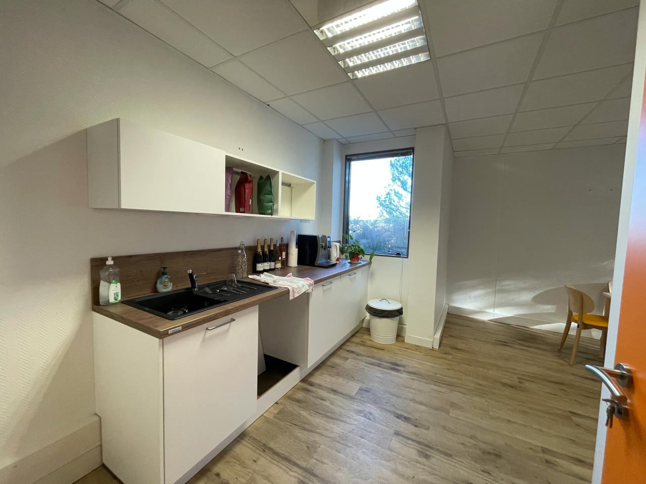 Bureau Aix-en-Provence 378m² Location bureau Aix-en-Provence Bouches-du-Rhône OLBUR2115070 11